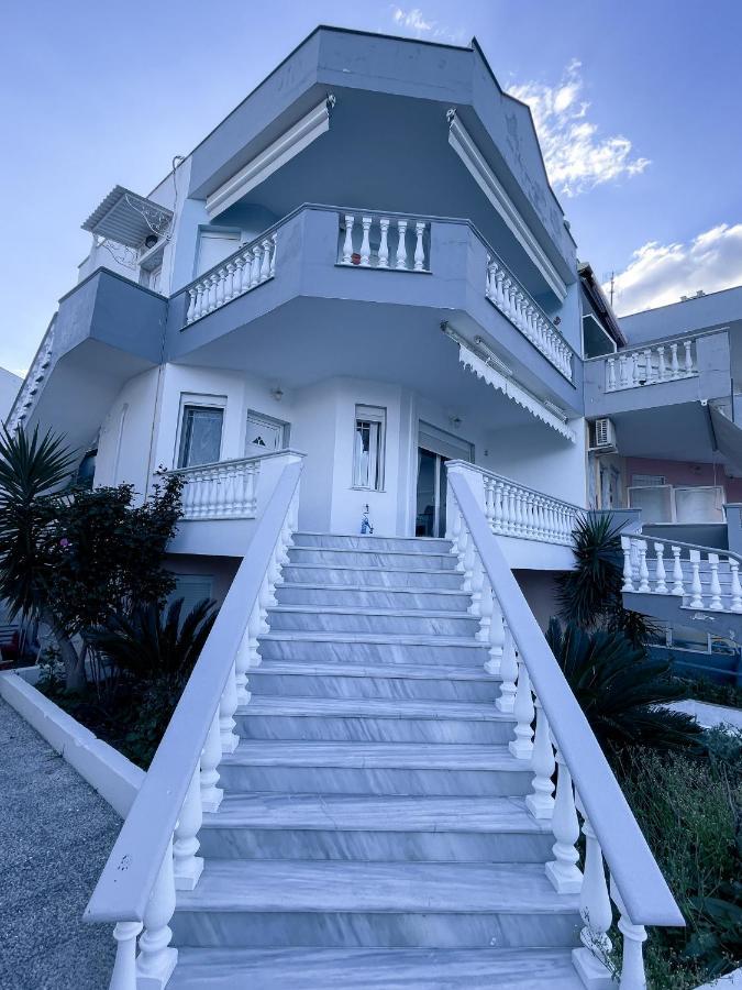 Coastline Apartment Nea Peramos  Exterior photo